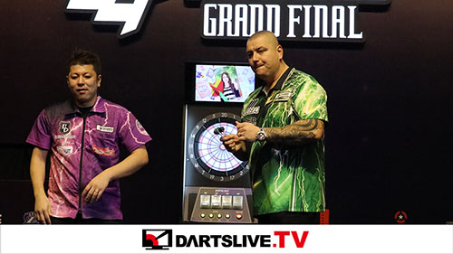 THE WORLD 2018 GRAND FINAL QUARTER FINAL MATCH 1【DARTSLIVE.TV】