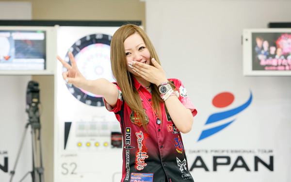 STORY OF DARTSLIVE OFFICIAL PLAYER　～佐々木沙綾香～